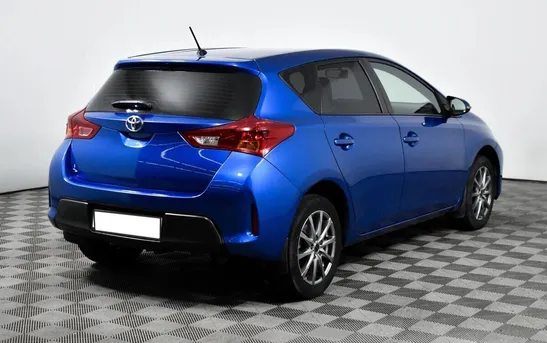 Toyota Auris 1.60 вариатор, фото №1