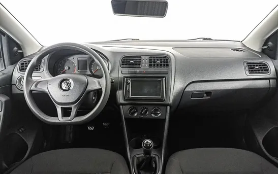 Volkswagen Polo 1.60 механика, фото №1