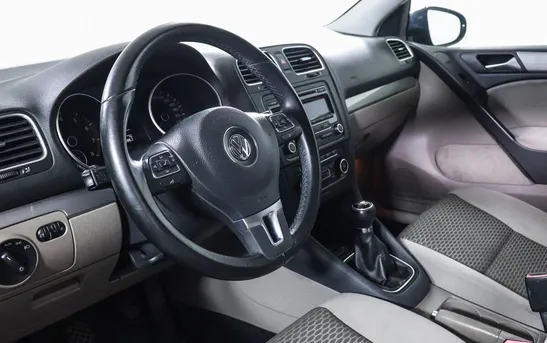 Volkswagen Golf 1.60 механика, фото №1
