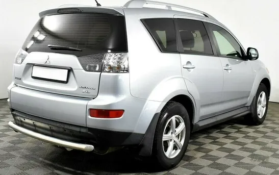 Mitsubishi Outlander 2.40 механика, фото №1