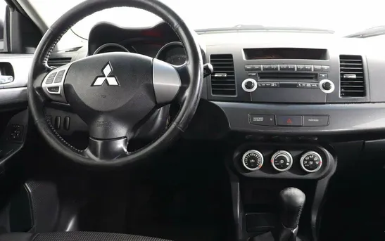 Mitsubishi Lancer 1.80 механика, фото №1