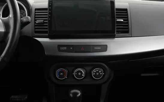 Mitsubishi Lancer 1.50 автомат, фото №1