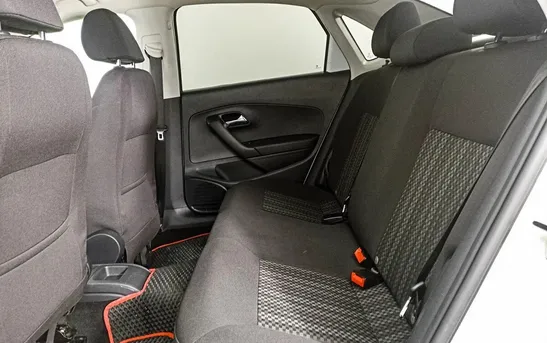 Volkswagen Polo 1.60 механика, фото №1