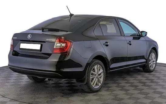 Skoda Rapid 1.40 робот, фото №1