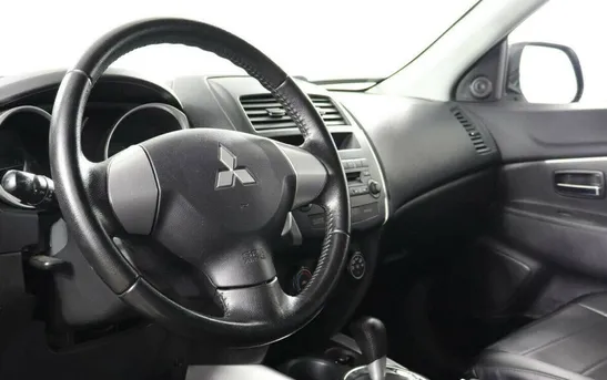 Mitsubishi ASX 1.80 вариатор, фото №1