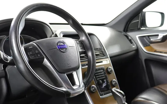 Volvo XC60 2.40 автомат, фото №1