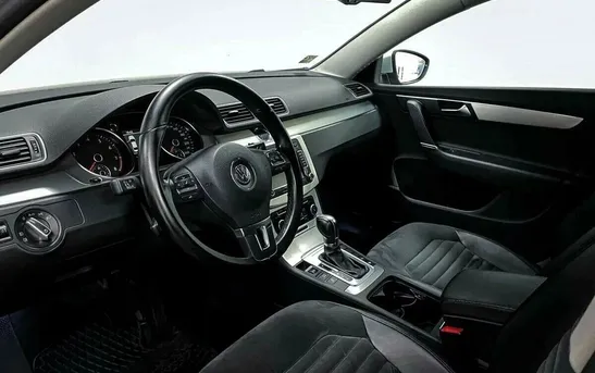 Volkswagen Passat 1.80 робот, фото №1