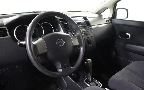 Nissan Tiida 1.60 автомат, фото №1