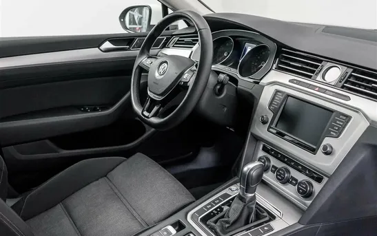 Volkswagen Passat 1.80 робот, фото №1