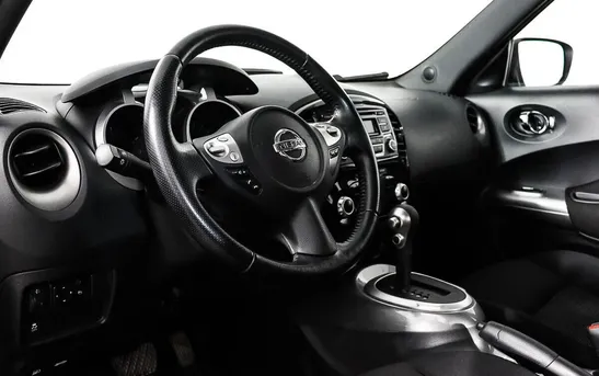 Nissan Juke 1.60 вариатор, фото №1