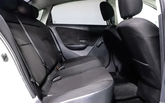 Nissan Almera 1.60 механика, фото №1