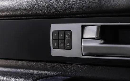 Land Rover Discovery 2.70 автомат, фото №1