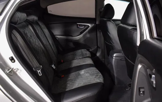 Hyundai Elantra 1.60 механика, фото №1