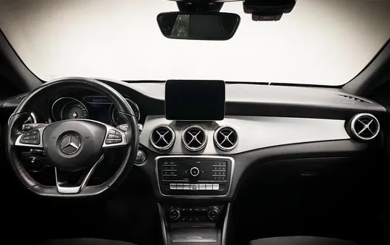 Mercedes-Benz CLA 1.60 робот, фото №1