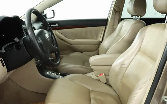 Toyota Avensis 2.00 автомат, фото №1