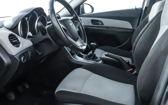 Chevrolet Cruze 1.60 механика, фото №1