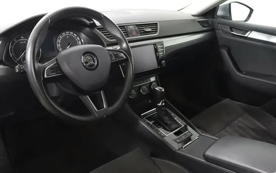 Skoda Superb 2.00 робот, фото №1