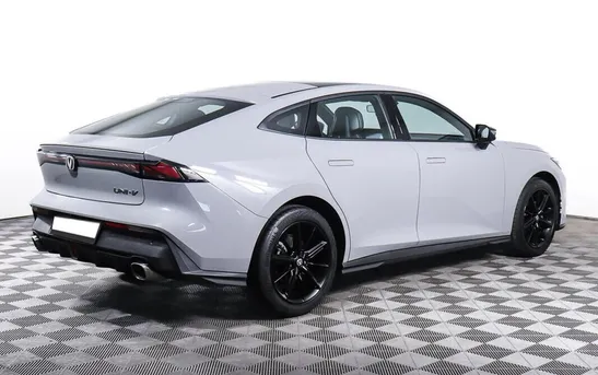 Changan UNI-V 1.50 робот, фото №1