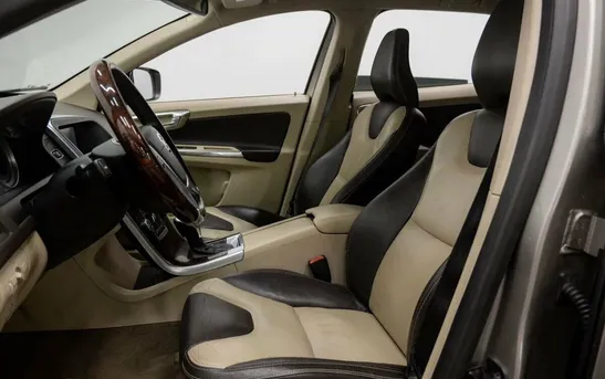 Volvo XC60 2.40 автомат, фото №1