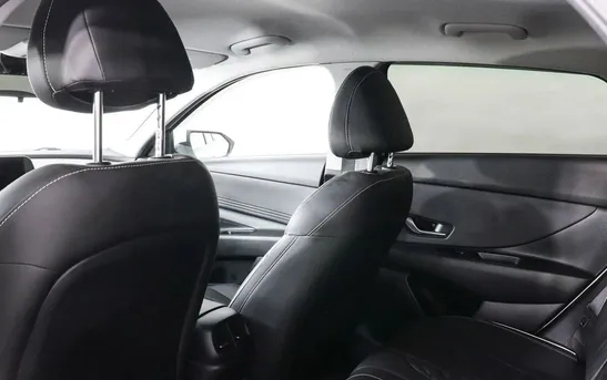 Hyundai Elantra 2.00 автомат, фото №1