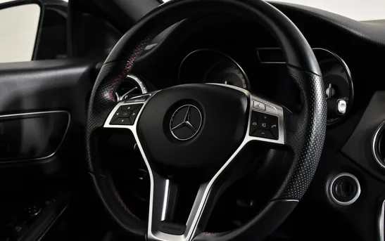 Mercedes-Benz CLA 1.60 робот, фото №1