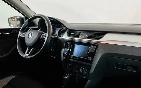 Skoda Rapid 1.40 робот, фото №1