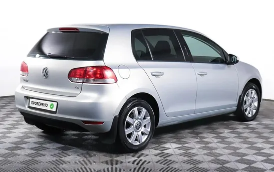 Volkswagen Golf 1.60 робот, фото №1
