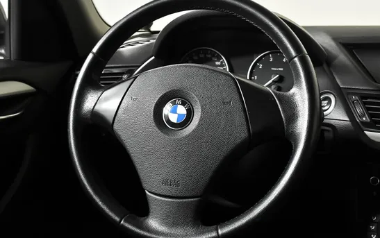BMW X1 2.00 автомат, фото №1