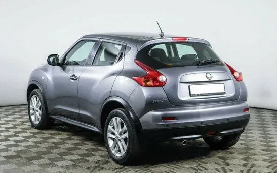 Nissan Juke 1.60 механика, фото №1