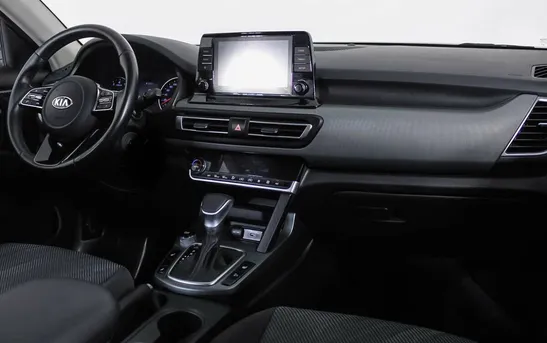 Kia Seltos 1.60 автомат, фото №1