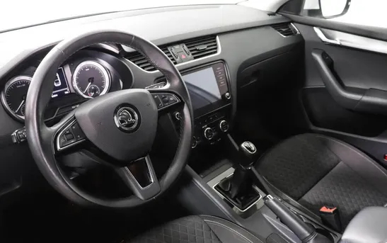 Skoda Octavia 1.80 механика, фото №1