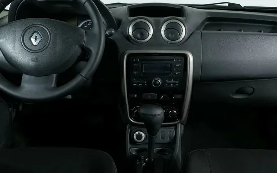 Renault Duster 2.00 автомат, фото №1