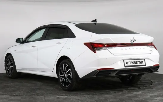 Hyundai Elantra 2.00 автомат, фото №1