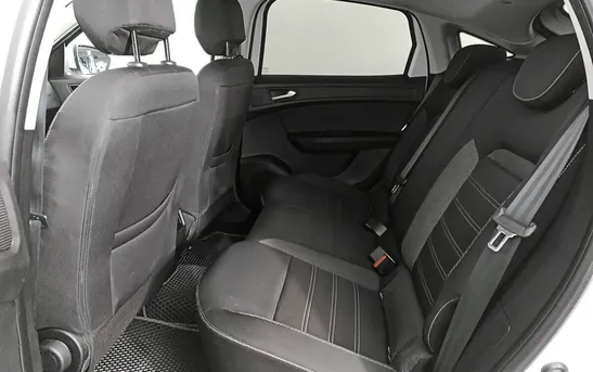 Renault Arkana 1.60 механика, фото №1