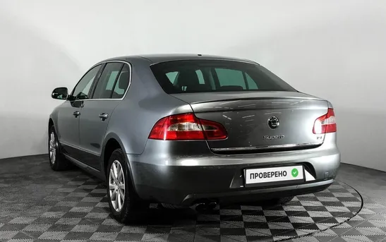 Skoda Superb 1.80 робот, фото №1