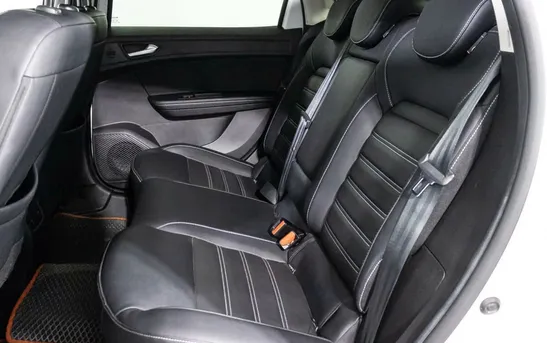 Renault Arkana 1.30 вариатор, фото №1