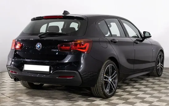 BMW 1 серии 1.50 автомат, фото №1