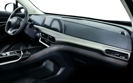 Changan UNI-T 1.50 робот, фото №1