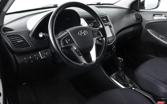 Hyundai Solaris 1.60 автомат, фото №1