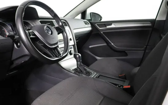 Volkswagen Golf 1.40 робот, фото №1