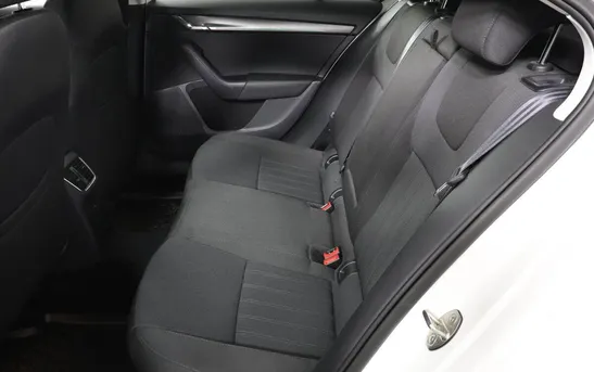 Skoda Octavia 1.80 робот, фото №1