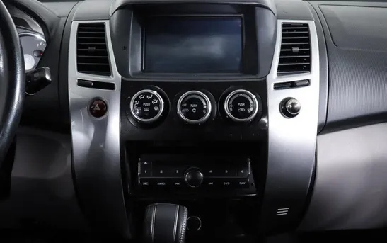 Mitsubishi Pajero Sport 2.50 автомат, фото №1