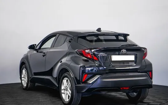 Toyota C-HR 2.00 вариатор, фото №1