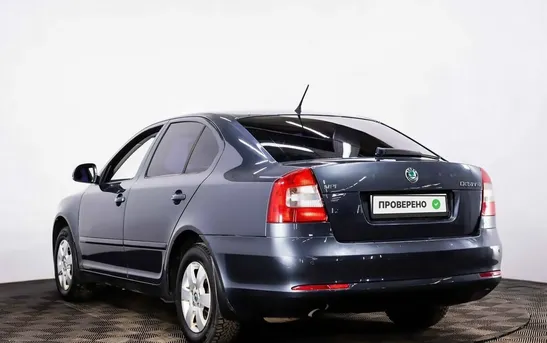 Skoda Octavia 1.60 механика, фото №1