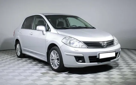 Nissan Tiida 1.60 автомат, фото №1