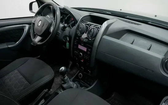 Renault Duster 1.60 механика, фото №1
