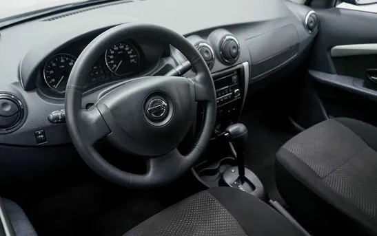 Nissan Almera 1.60 автомат, фото №1