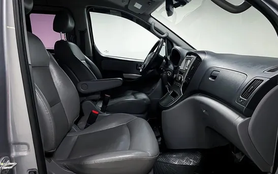 Hyundai Grand Starex 2.50 автомат, фото №1