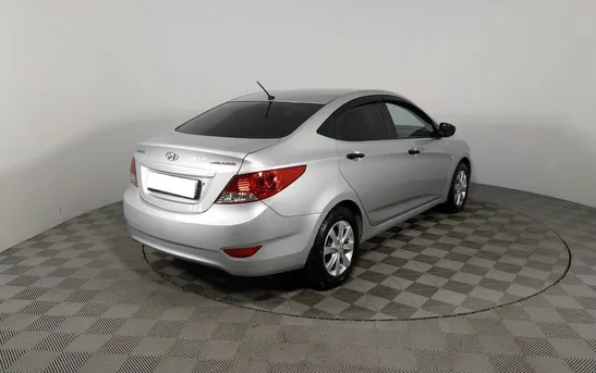 Hyundai Solaris 1.60 автомат, фото №1