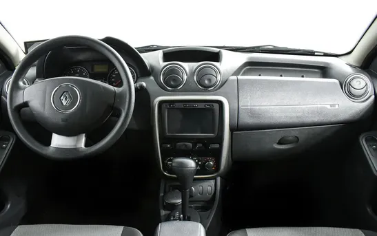 Renault Duster 2.00 автомат, фото №1